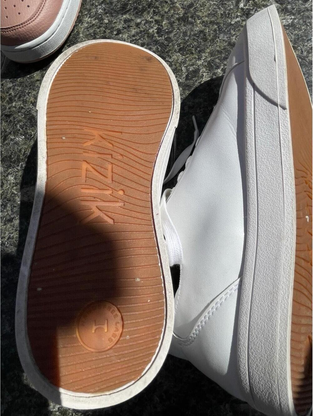 Kizik Vegas Sneakers Unisex Mens 7.5 Womens 9 White Leather Lace Up - Picture 6 of 9